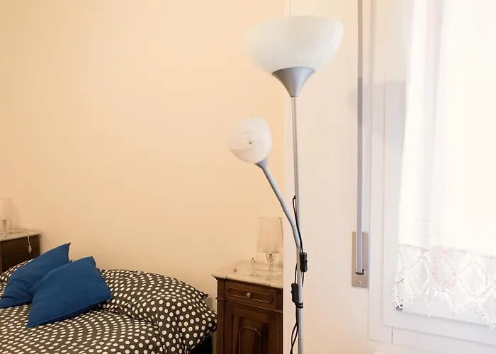 Interno 7, Tra La Fiera Ed Il Centro Bed & Breakfast Bologna
