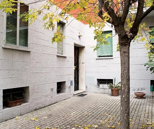 Interno 7, Tra La Fiera Ed Il Centro Bed & Breakfast